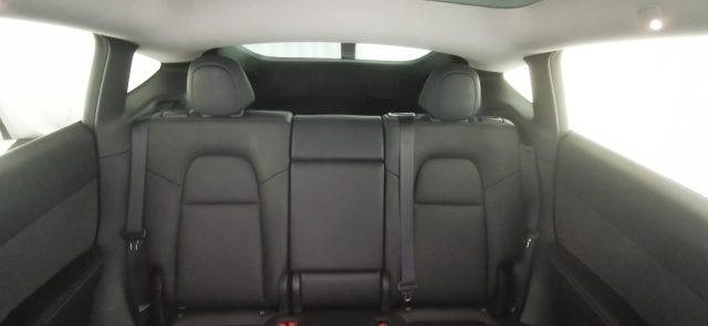 TESLA Model Y Long Range Dual Motor AWD - Autopilot avanzato
