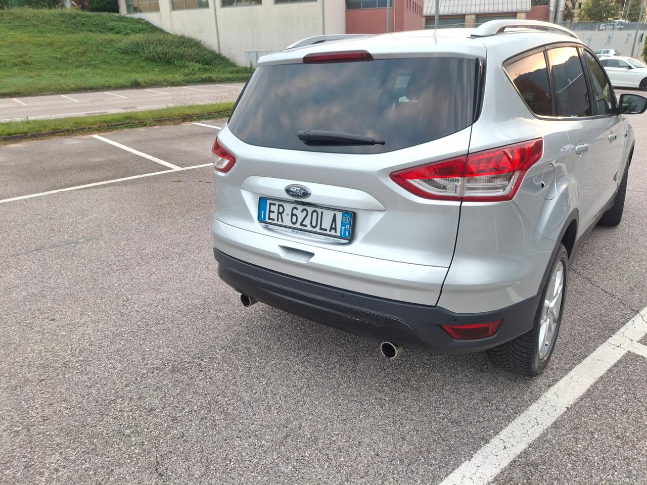 Ford Kuga 2.0 TDCI 163 CV 4WD Powershift Titanium