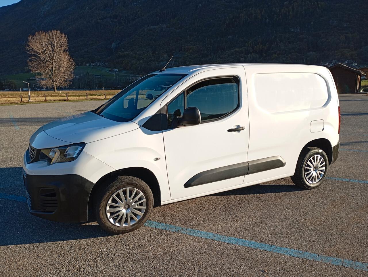 Peugeot Partner BlueHDi 100 L1 Furgone Premium