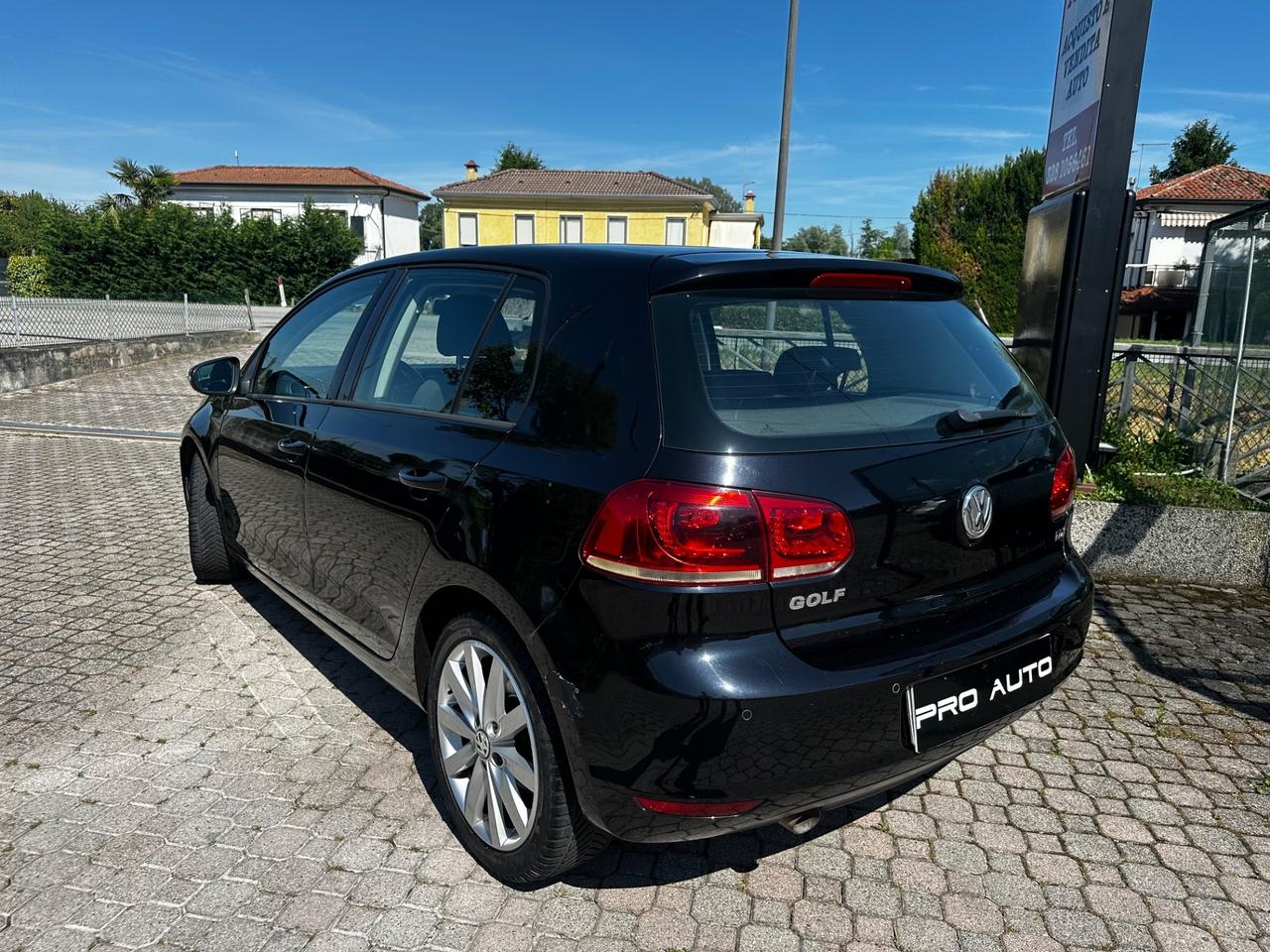 Volkswagen Golf 1.6 TDI DPF 5p. Highline
