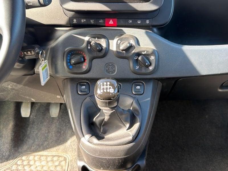 FIAT Panda Panda 1.0 firefly hybrid s&s 70cv 5p.ti