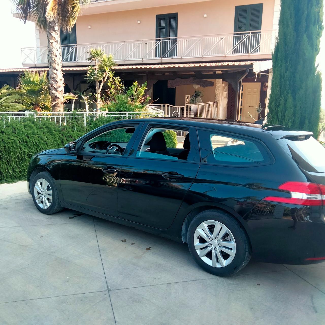 Peugeot 308 1.6 e-HDi 115 CV Stop&Start SW Allure