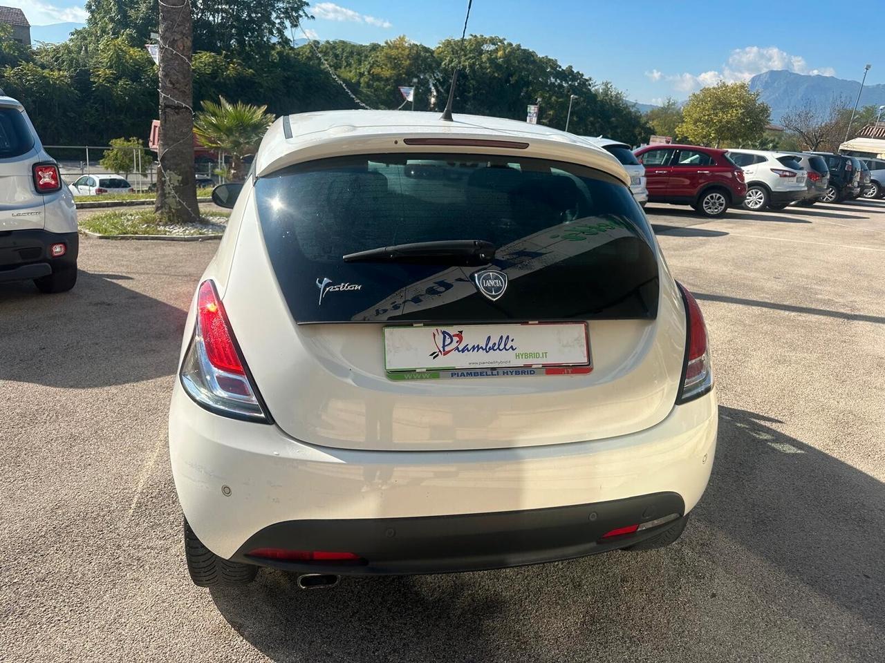 Lancia Ypsilon 1.2 69 CV 5 porte GPL Ecochic Gold NEOPATENTATI
