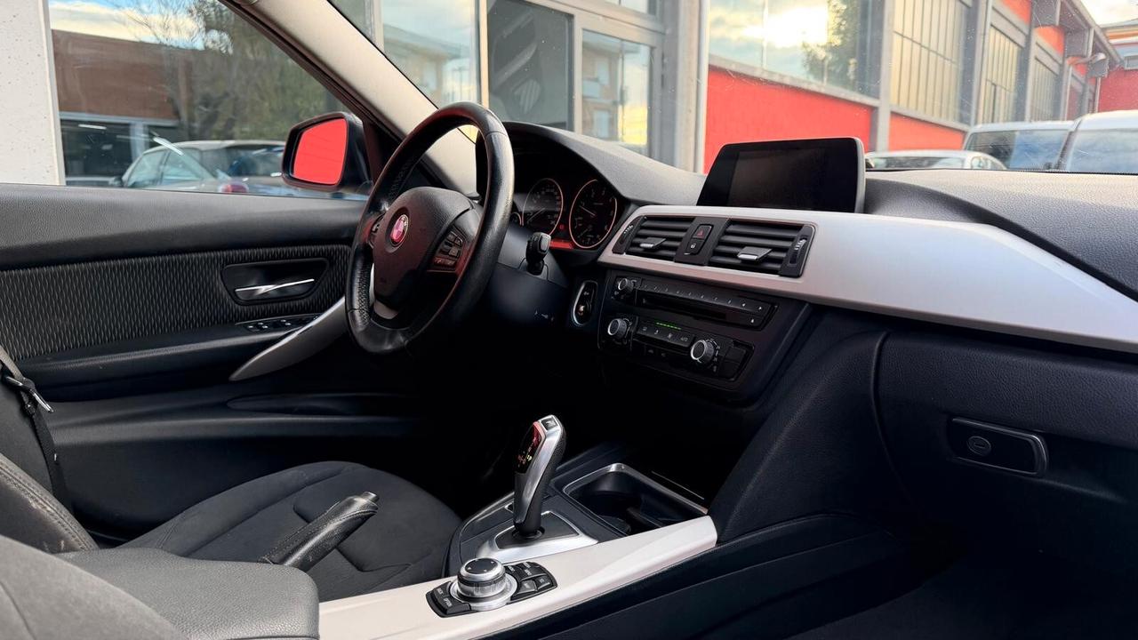 Bmw 318 318d Touring Neopatentati aut.