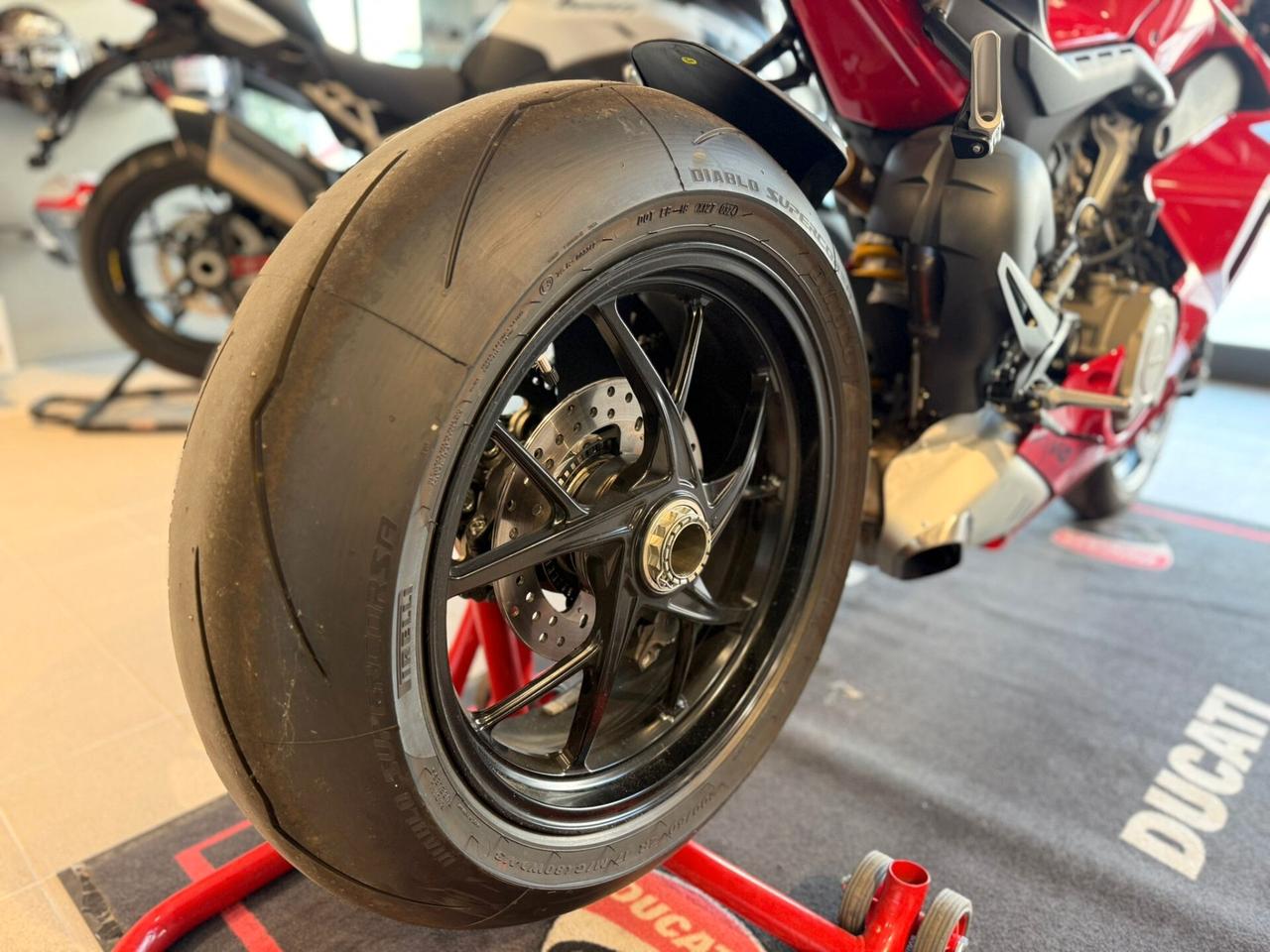 Ducati Panigale V4 MY 2024 NUOVA!