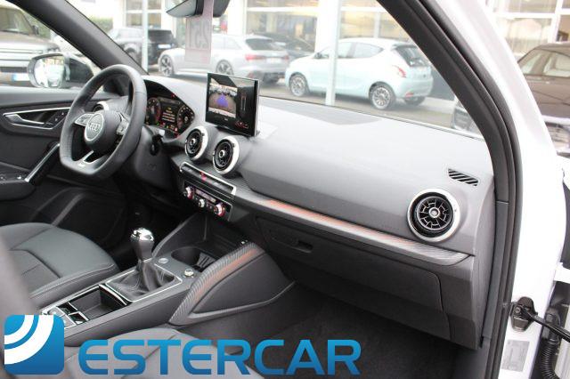 AUDI Q2 30 TDI Identity Black S LINE