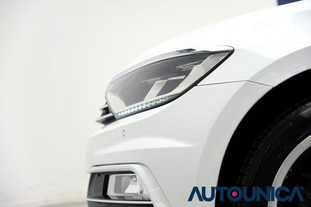 VOLKSWAGEN Passat Variant 1.6 TDI SCR DSG R-LINE BMT