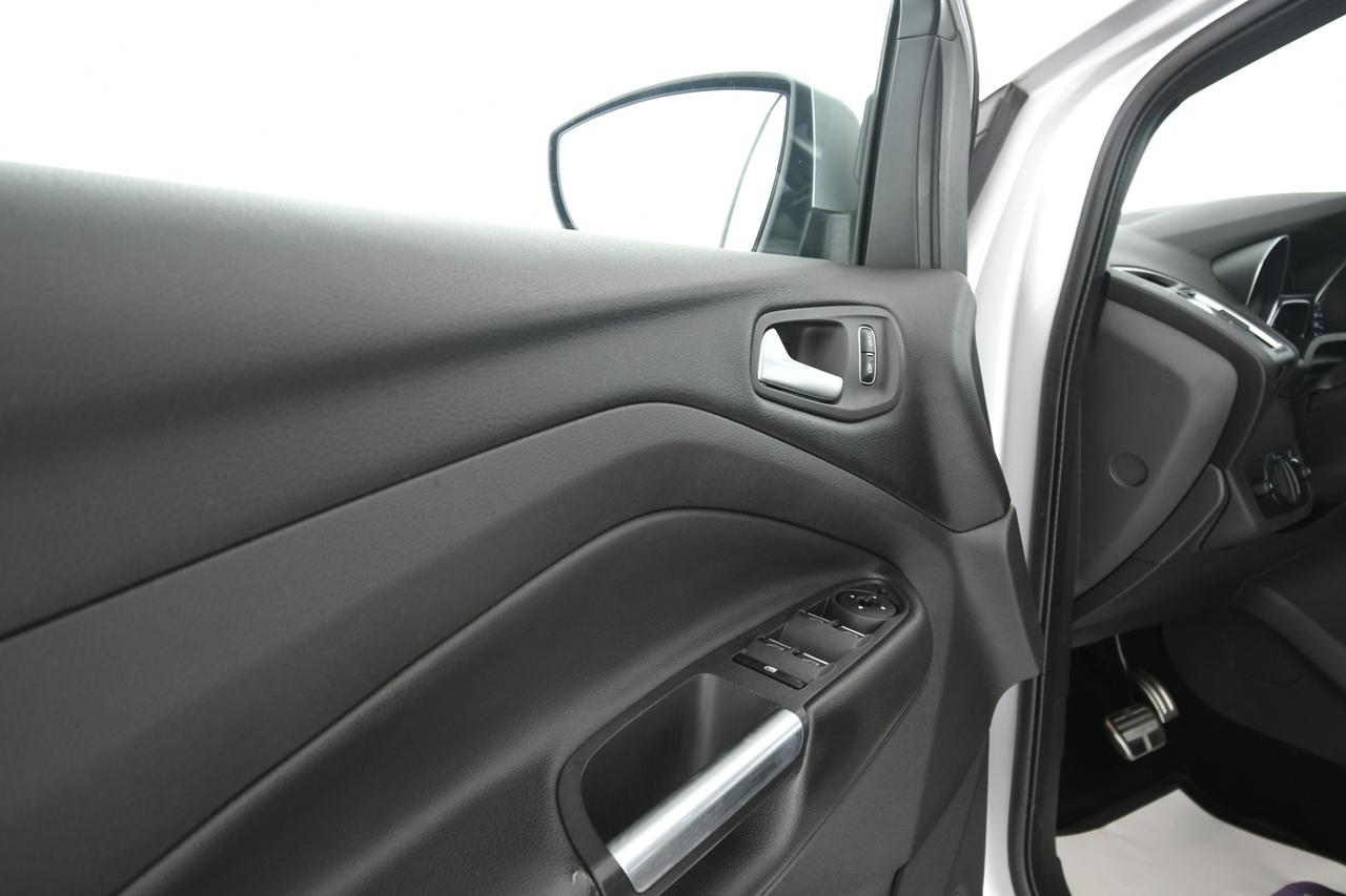 FORD Kuga 2.0 tdci ST-Line s&s awd 180cv powershift CAMERA+GANCIO TRAINO