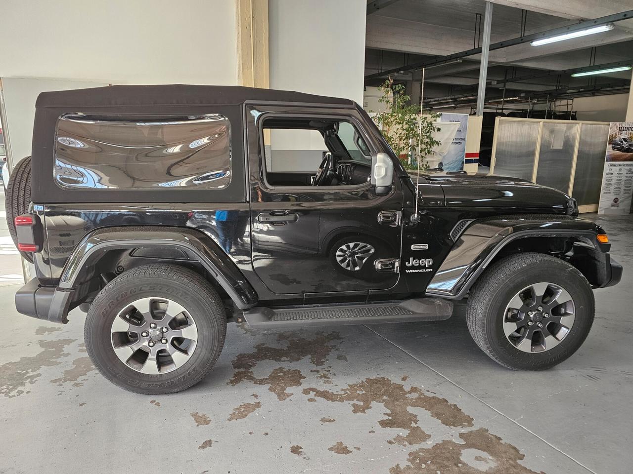 Jeep Wrangler 2.2 Mjt II Sahara