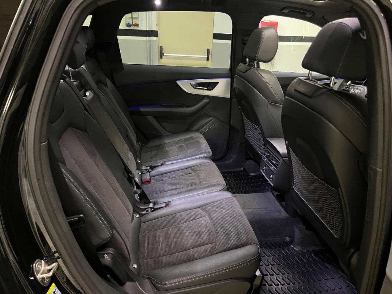 Audi Q7 45 TDI quattro tiptronic S line 7 posti *tetto