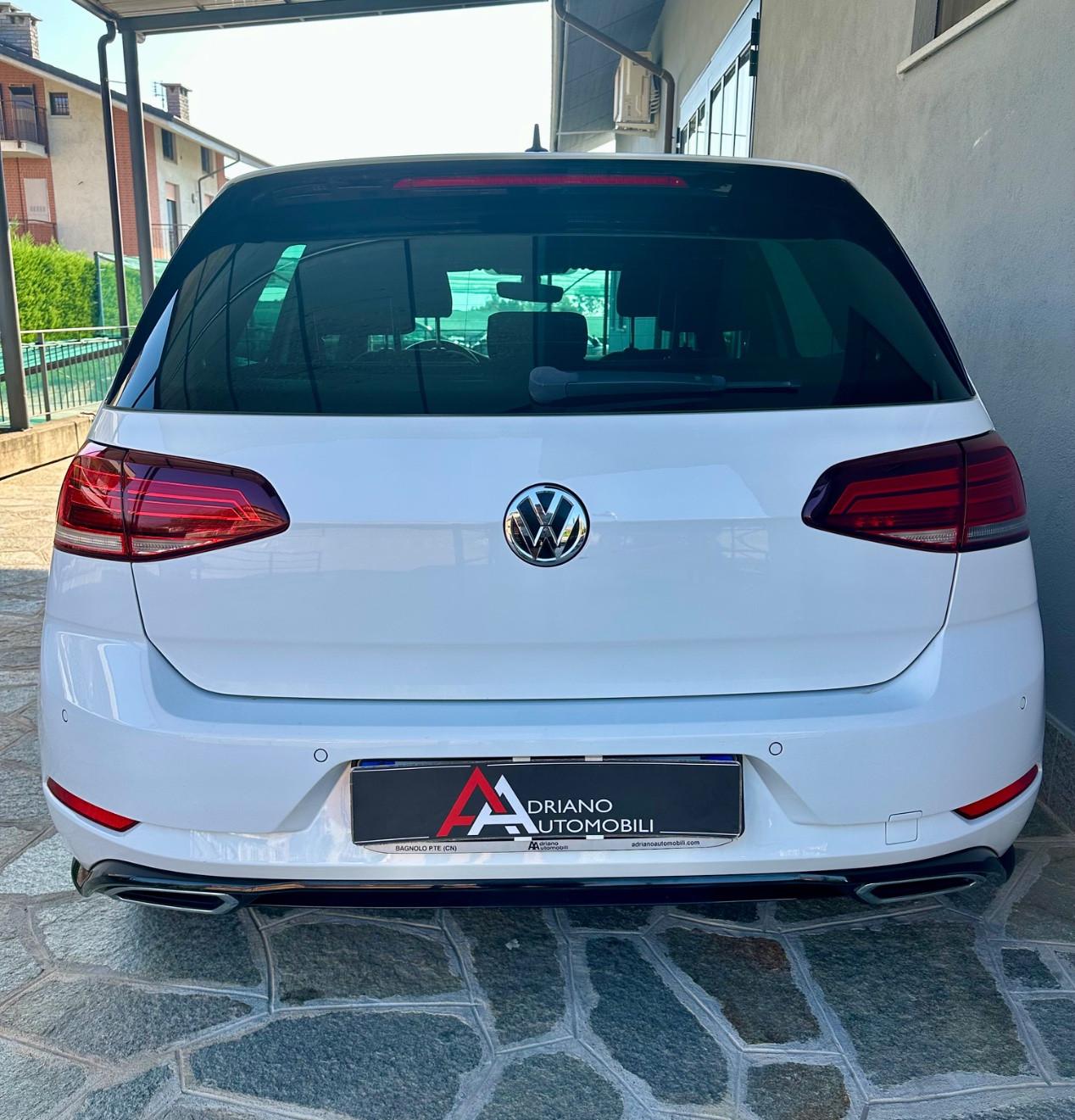 Volkswagen Golf 5 Porte Golf 5p 1.6 tdi R-LINE 115cv dsg