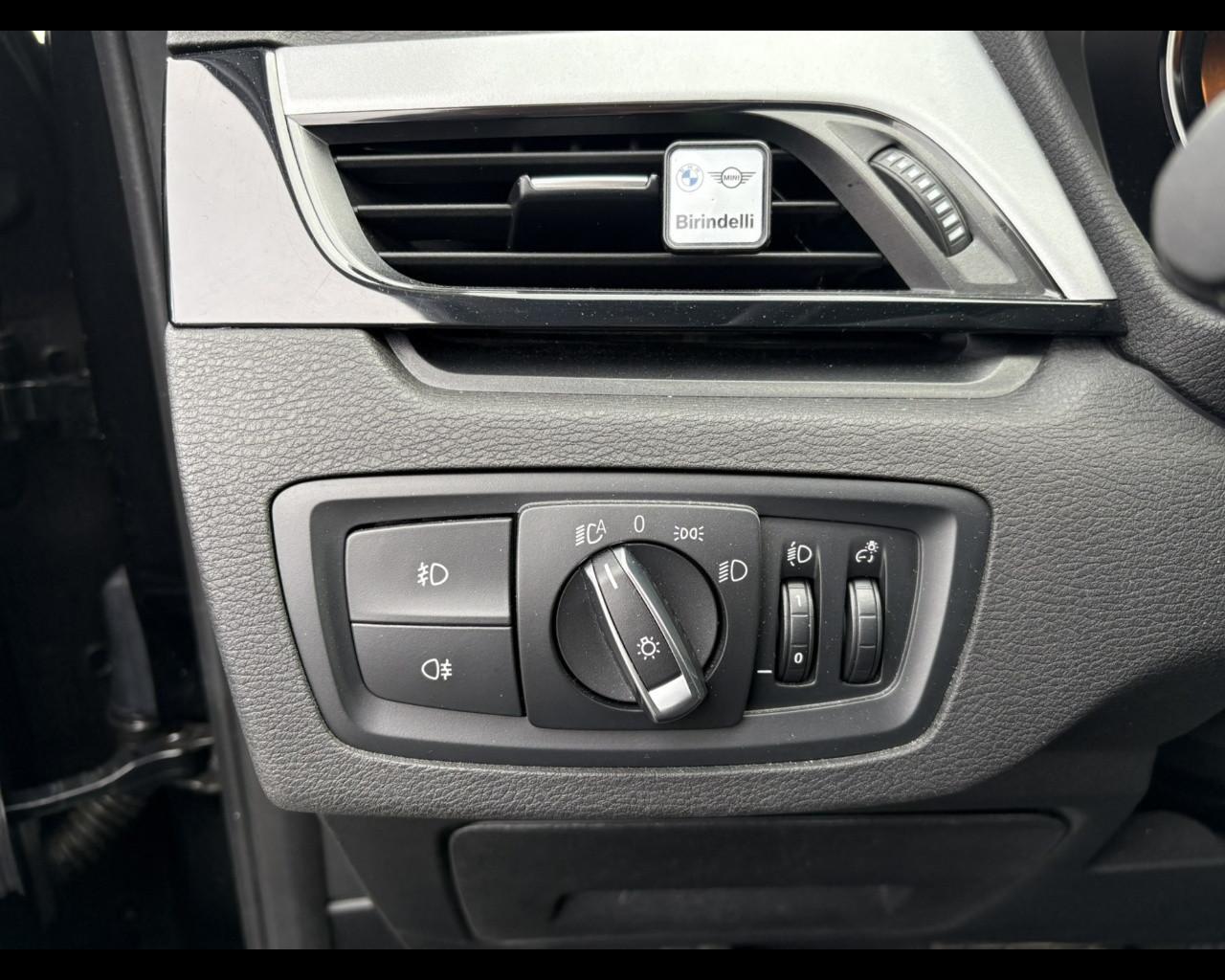 BMW X1 (F48) - X1 sDrive16d Business Advantage