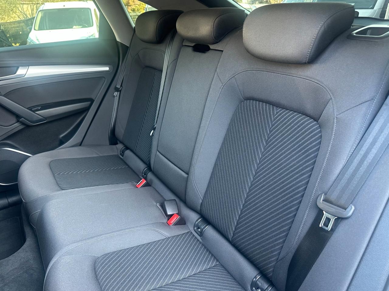 Audi Q5 40 TDI 204 CV quattro S tronic Business Advanced