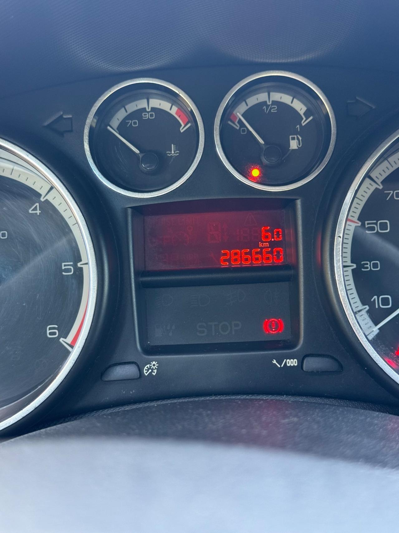 Peugeot 308 1.6 HDi 90CV 5p. Tecno