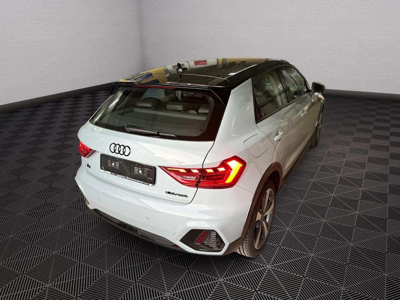 Audi A1 allstreet 30 TFSI S tronic Identity Contrast