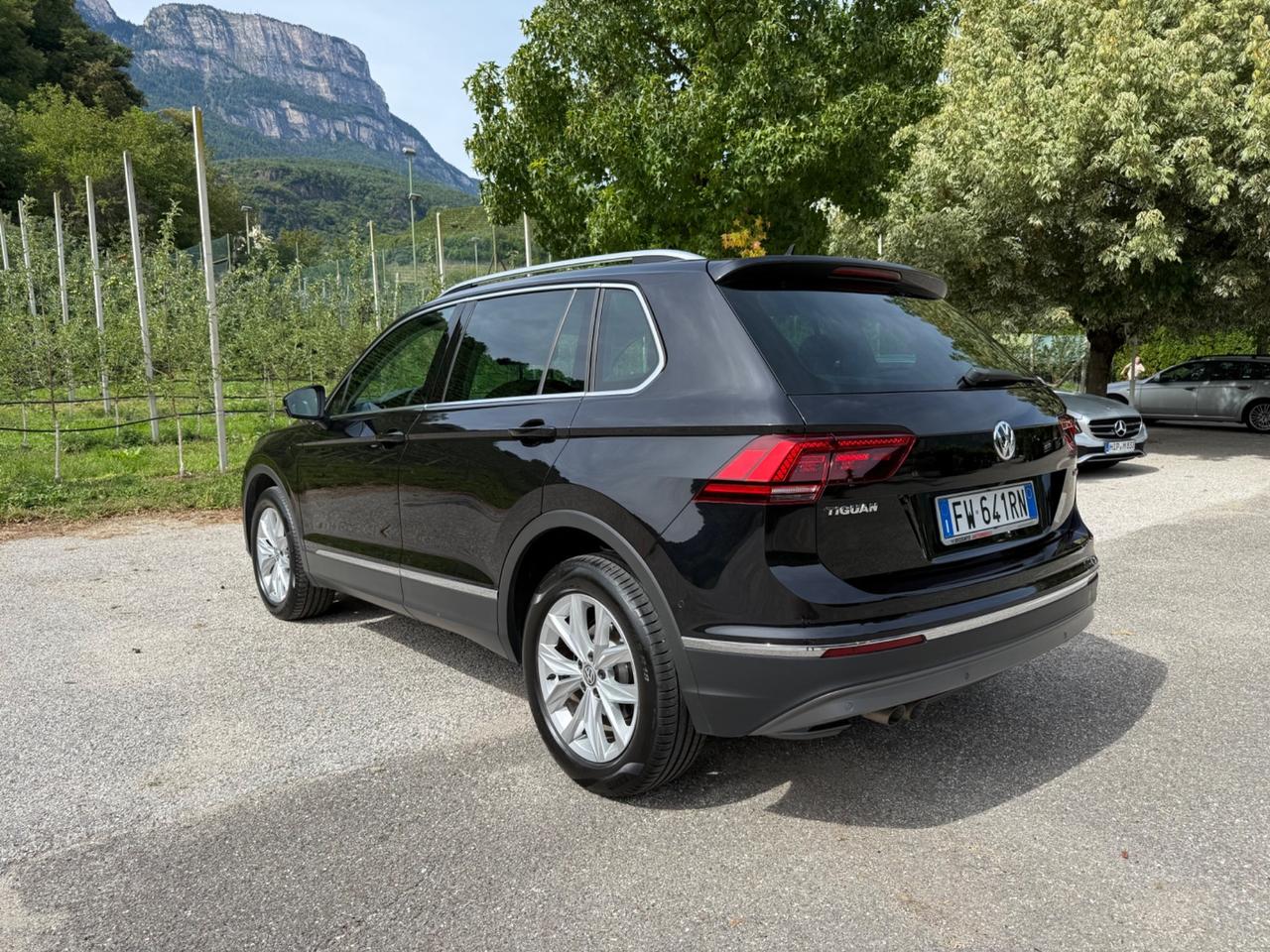 Volkswagen Tiguan 2.0 TDI SCR DSG 4MOTION Sport BMT