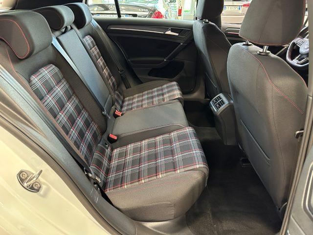 VOLKSWAGEN Golf GTI Performance 2.0 245 CV TSI DSG - 19" - LED