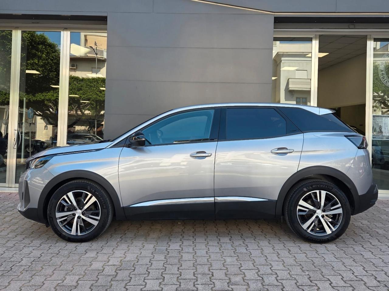 Peugeot 3008 BlueHDi 130 S&S EAT8 Allure Pack 2024