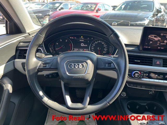 AUDI A4 Avant 40 TDI quattro S tronic Business*tetto