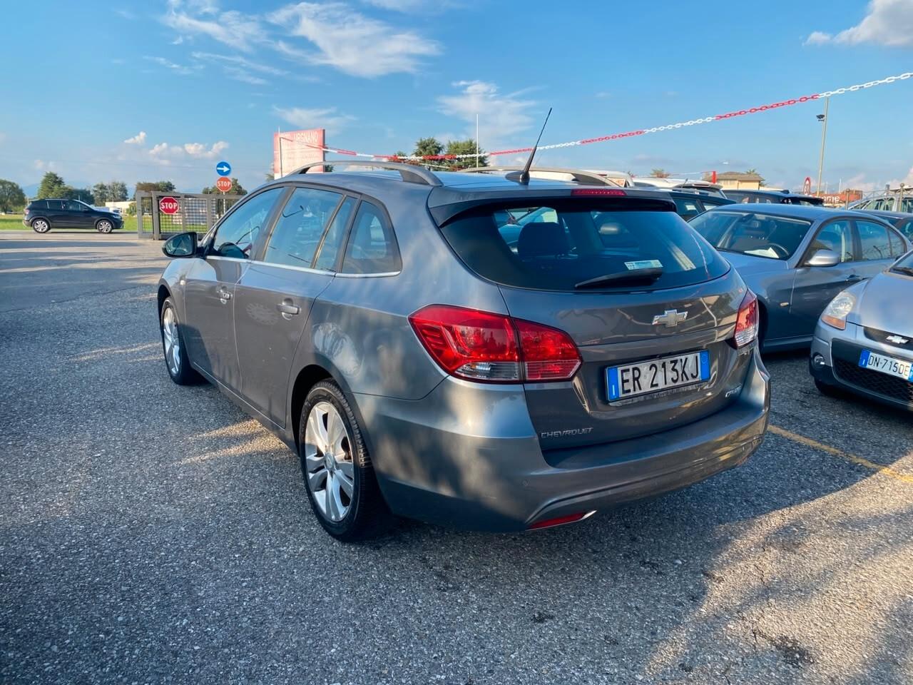 Chevrolet Cruze 1.7 Diesel Station Wagon LTZ