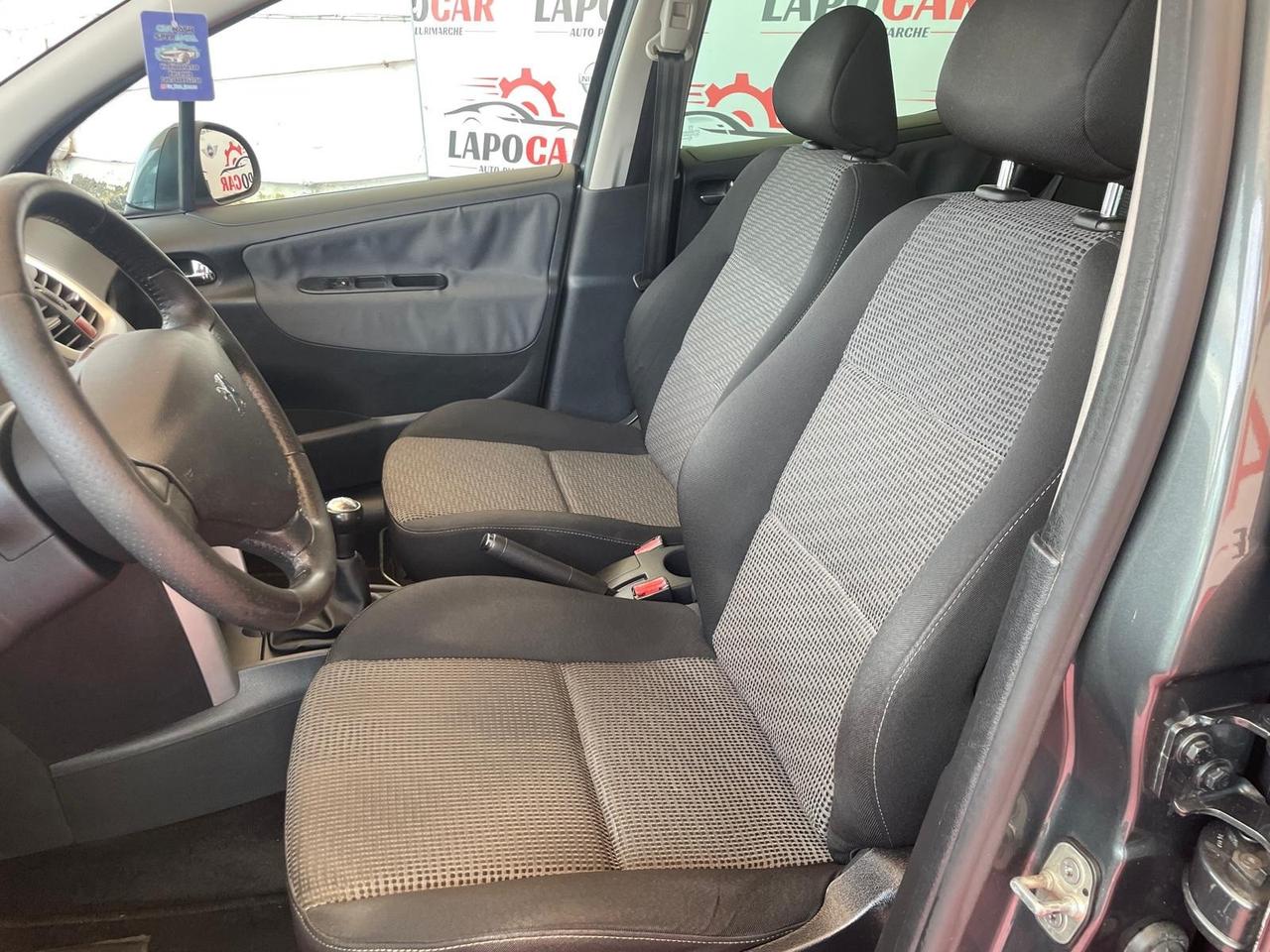 Peugeot 207 1.4 VTi 95CV SW X Line