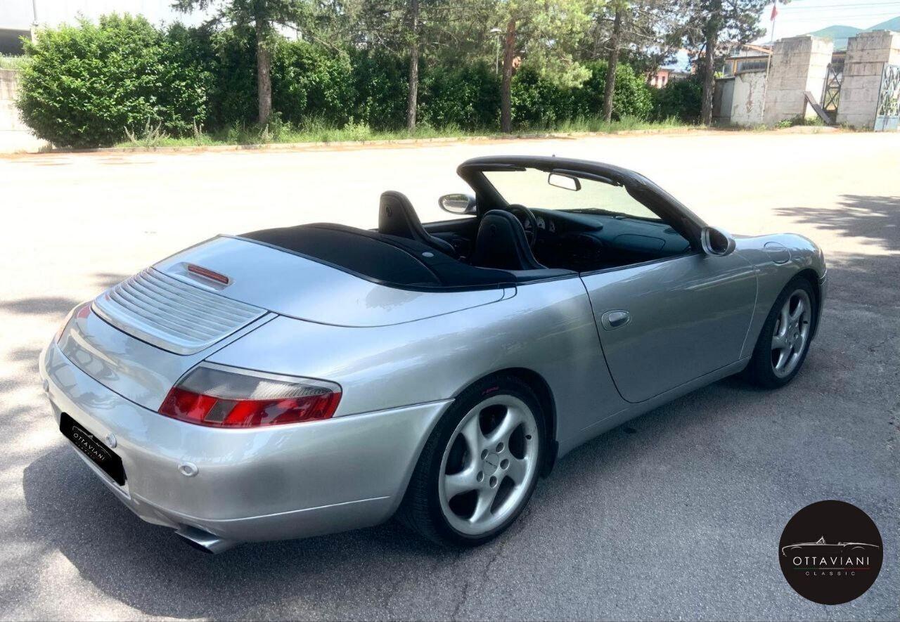 Porsche 911 996 Carrera 4