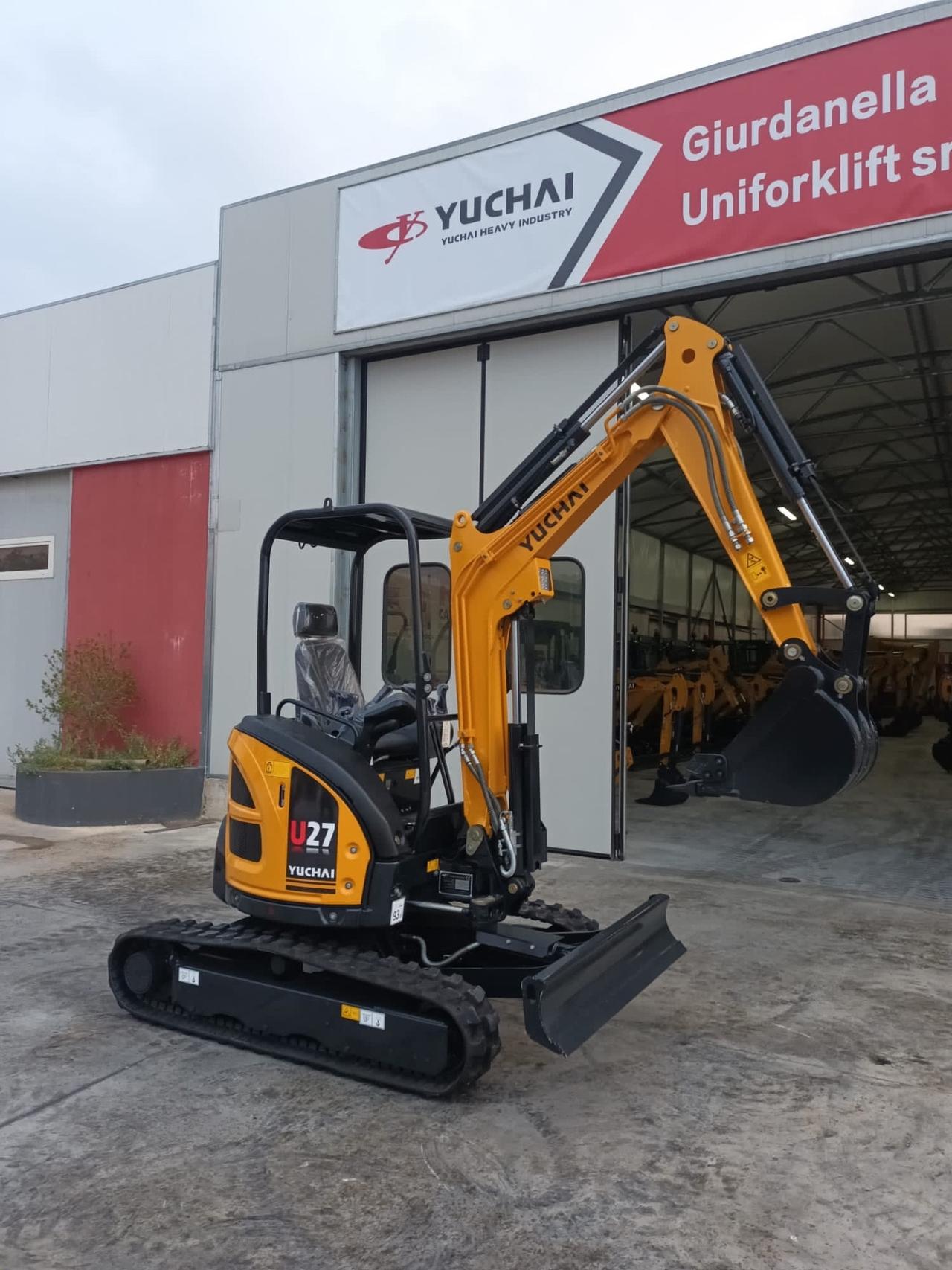 Miniescavatore Yuchai U 27 Nuovo