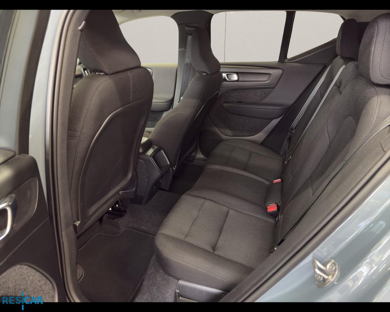 VOLVO XC40 1.5 t2 Momentum