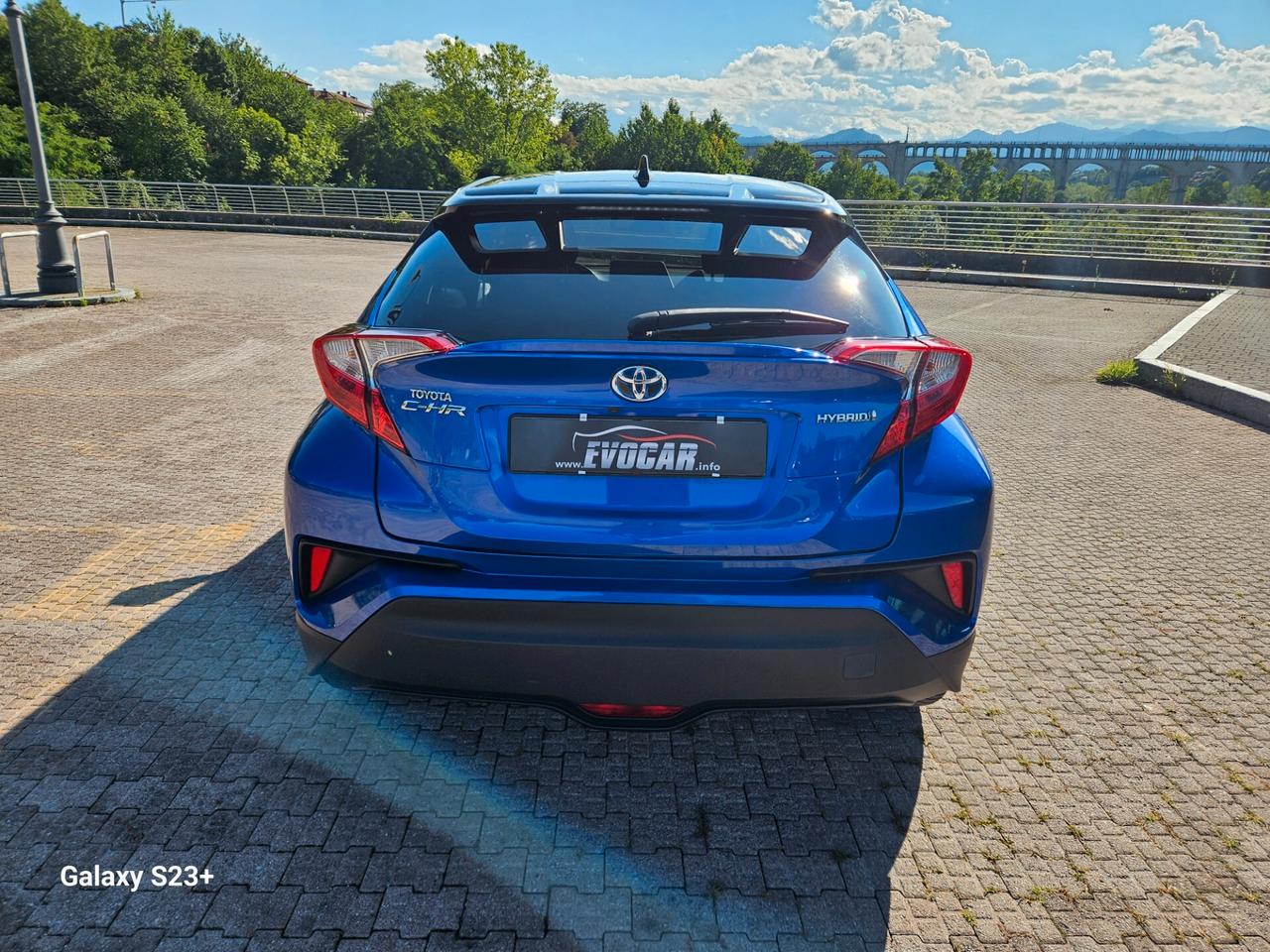 Toyota C-HR 1.8 Hybrid E-CVT Lounge