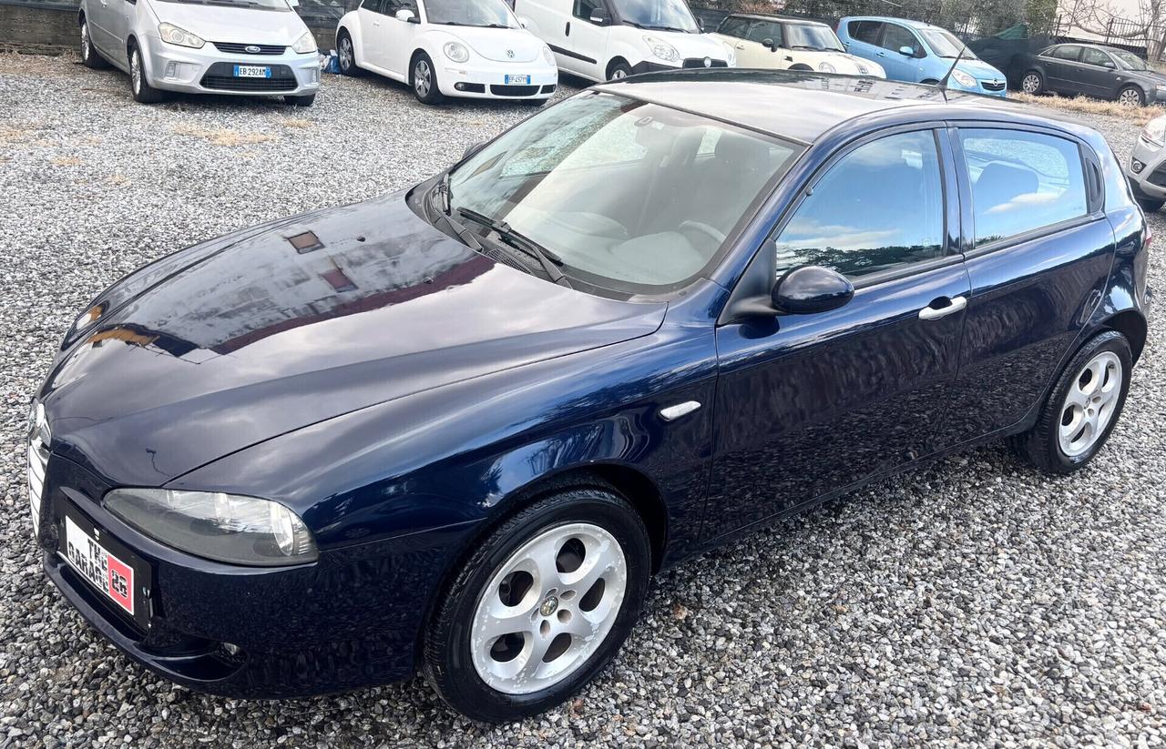 Alfa Romeo 147 1.9 JTD M-JET 16V 5 porte Dist.