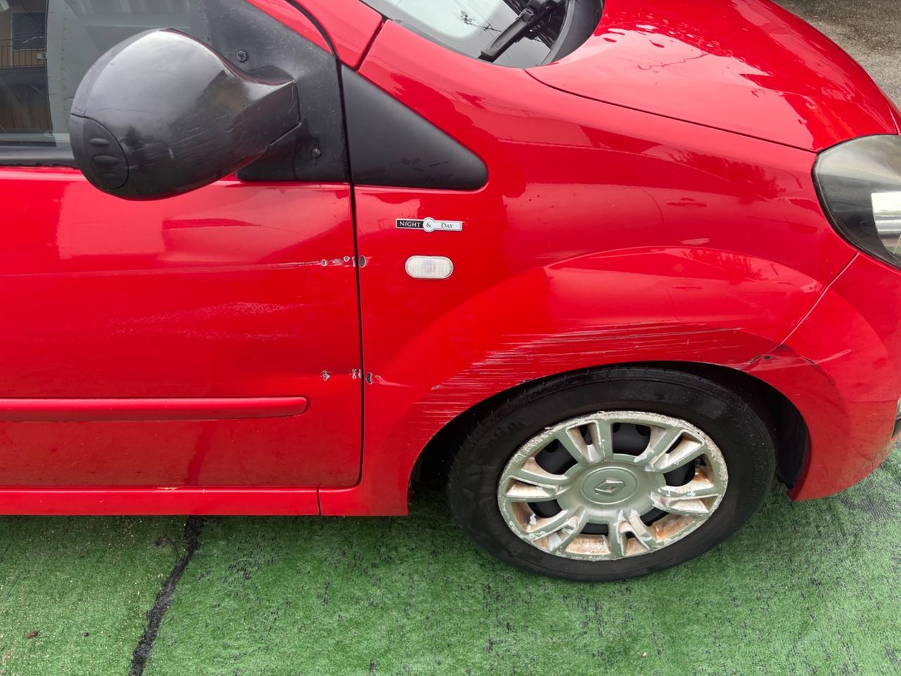 Renault Twingo 1.2 16V Night&Day