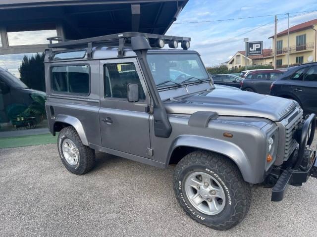 Land Rover Defender Defender 90 2.4 td 6 posti