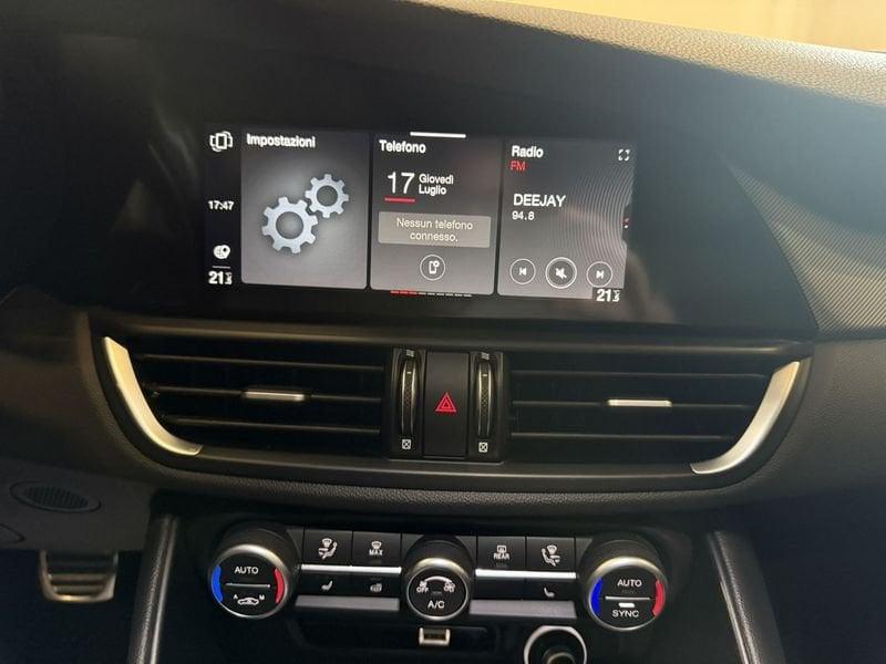Alfa Romeo Giulia 2.2 Turbodiesel 210 CV AT8 AWD Q4 Veloce