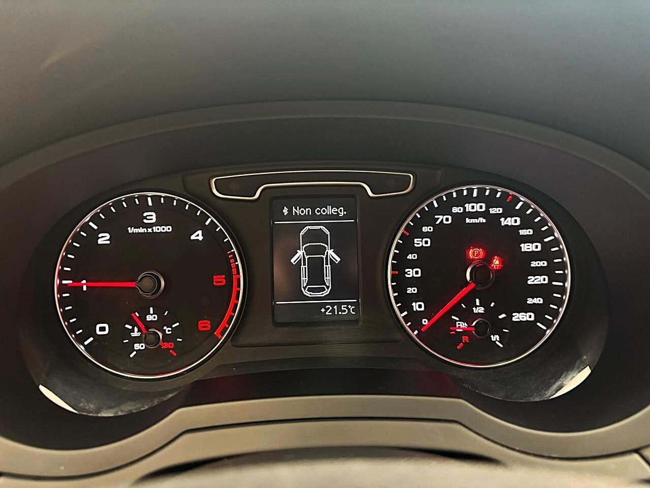 Audi Q3 2.0 TDI 140CV MANUALE