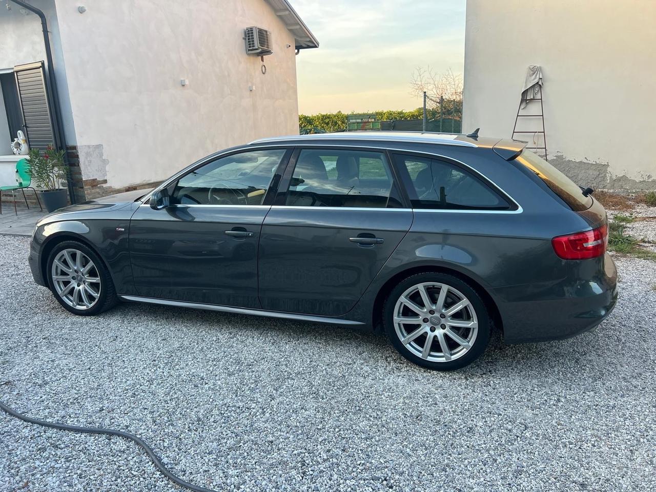 Audi A4 Avant 2.0 TDI 120 CV S-Line