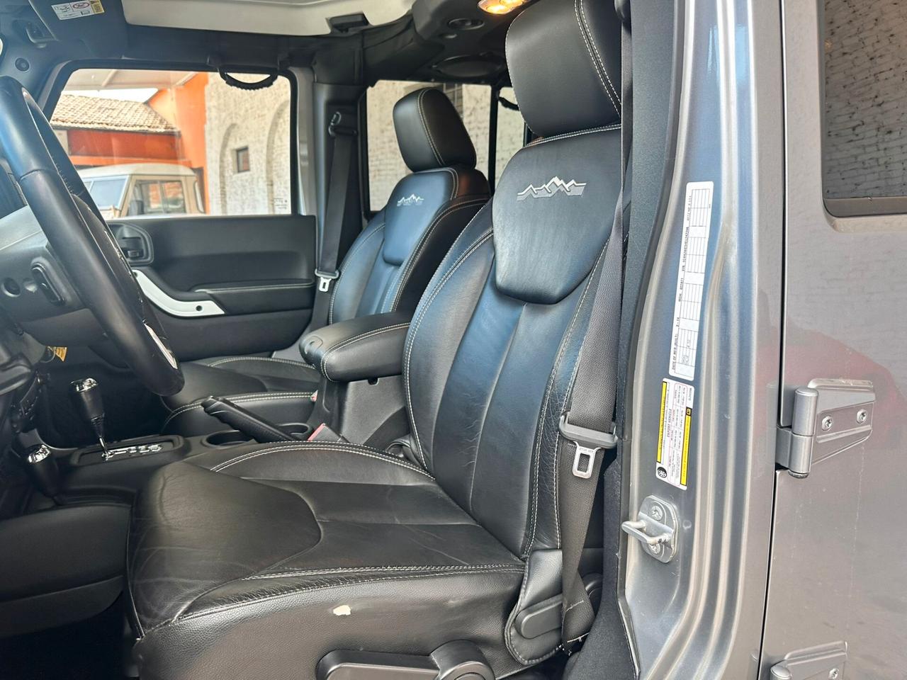 Jeep Wrangler Unlimited 2.8 CRD DPF Polar Auto
