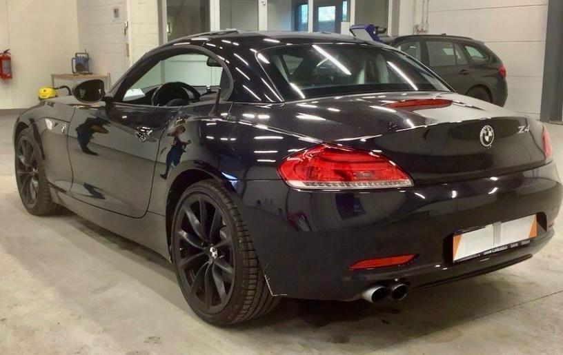 Bmw Z4 185CV Steptronic – PELLE NERA NAVY SENSORI SOLO 53.000 km