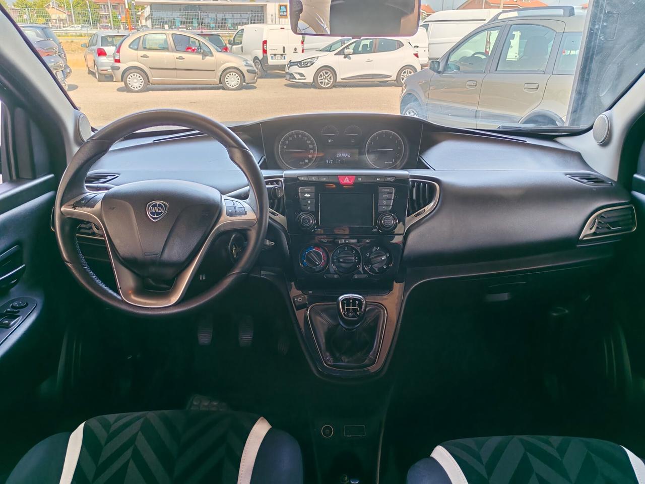 Lancia Ypsilon 1.2 GPL 69 cv Gold