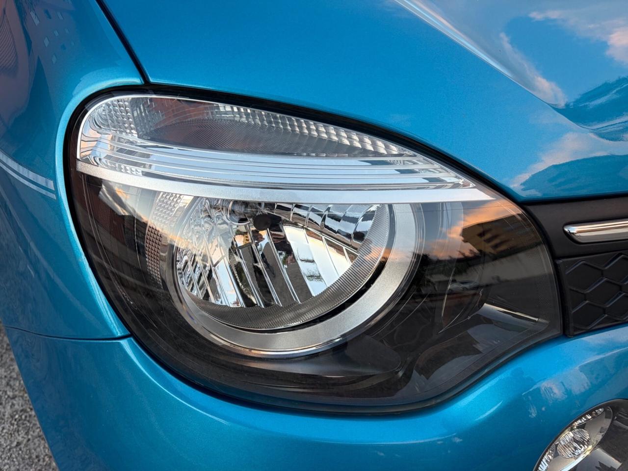 Renault Twingo 1.0 benz ideale per neopatentati