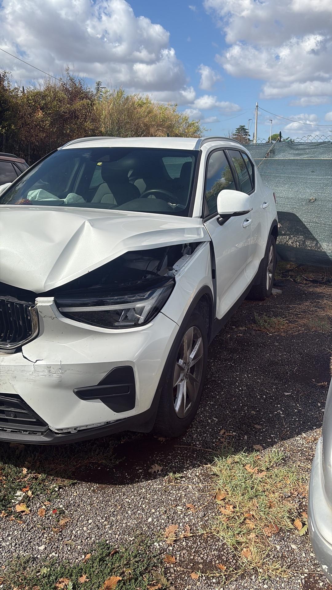 Volvo XC40 T2 automatico Essential