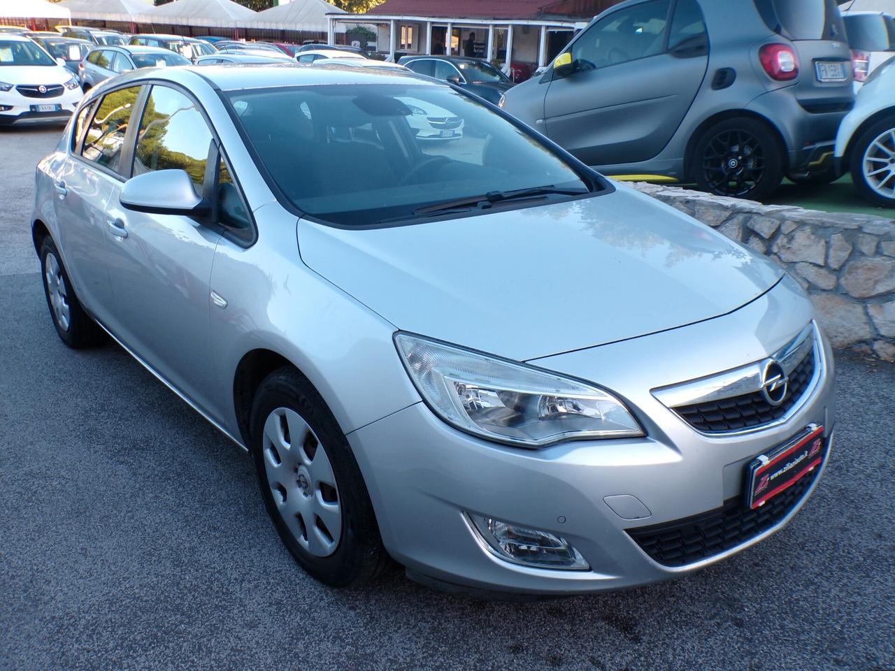 Opel Astra 1.7 CDTI 125CV 5 porte