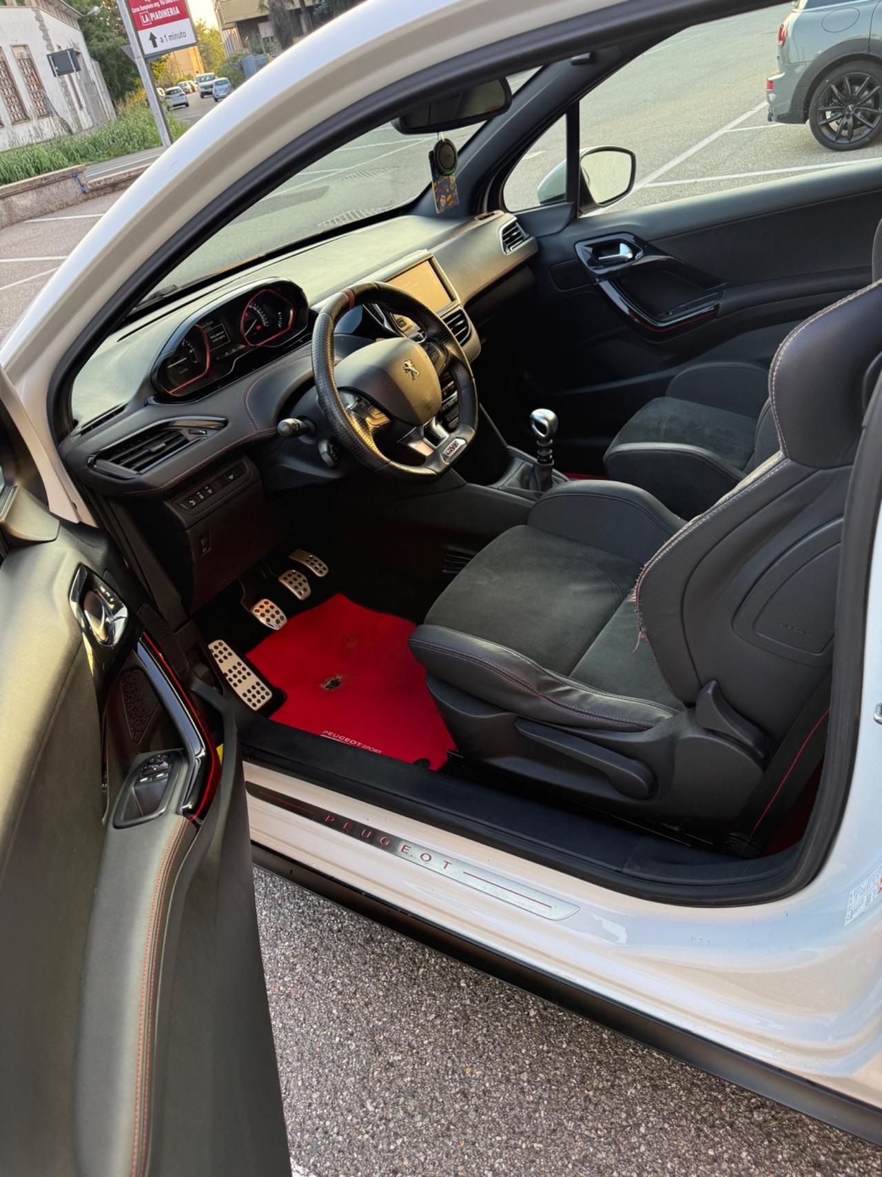 Peugeot 208 THP S&S 3 porte GTi by PS