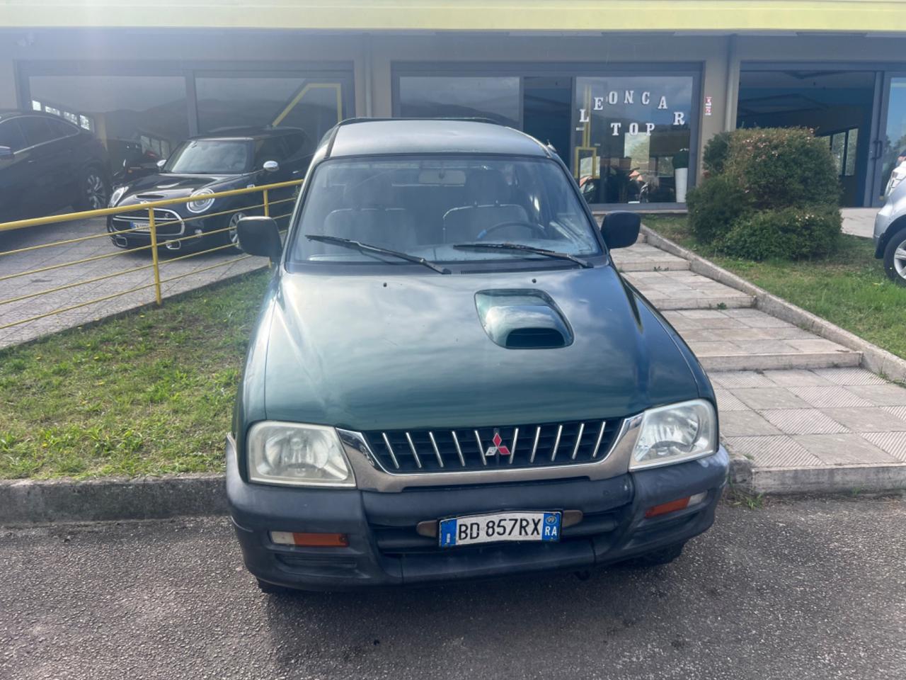 Mitsubishi L200 2.5 TDI 4WD Gancio traino omologato