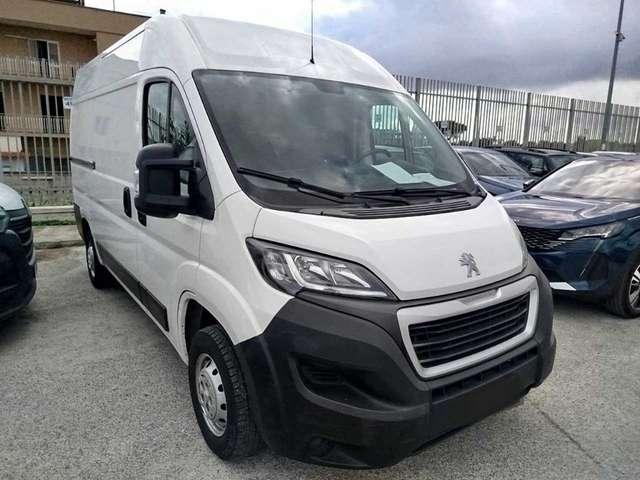 Peugeot Boxer 33 L2H2 2.2 BlueHDi 140cv S&S