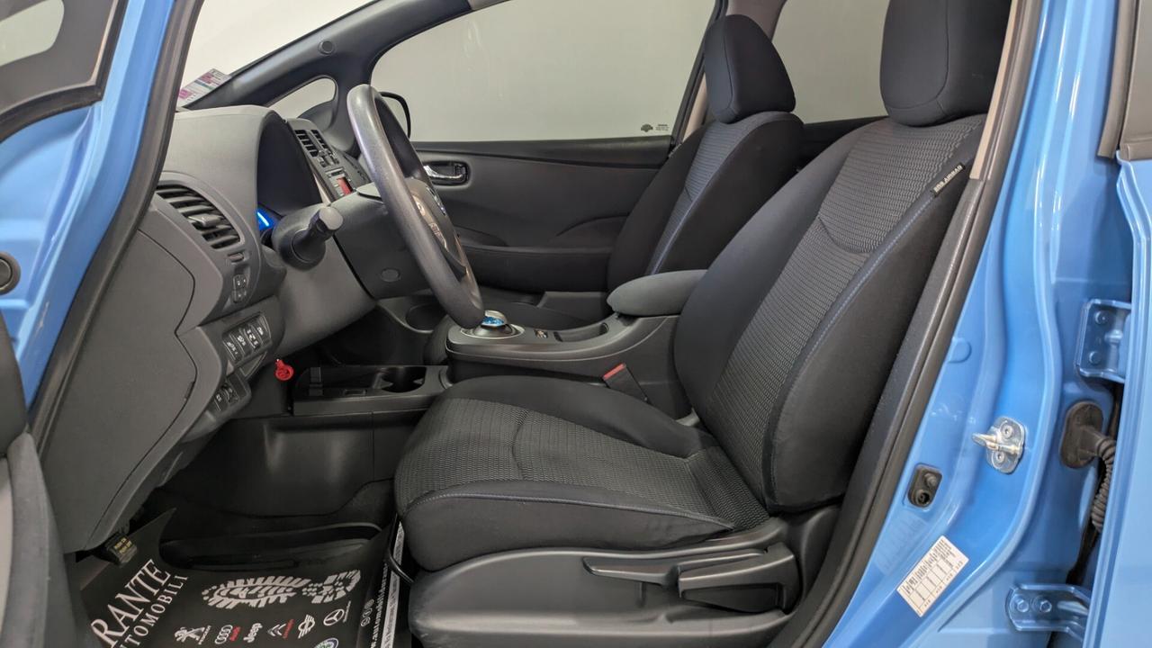 NISSAN LEAF 100% ELETTRICA ADATTA NEOPATENTATI CAMBIO AUTOMATICO 2015