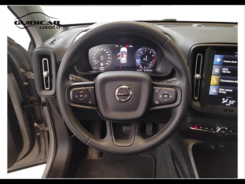 VOLVO XC40 2023 - XC40 1.5 t2 Essential auto