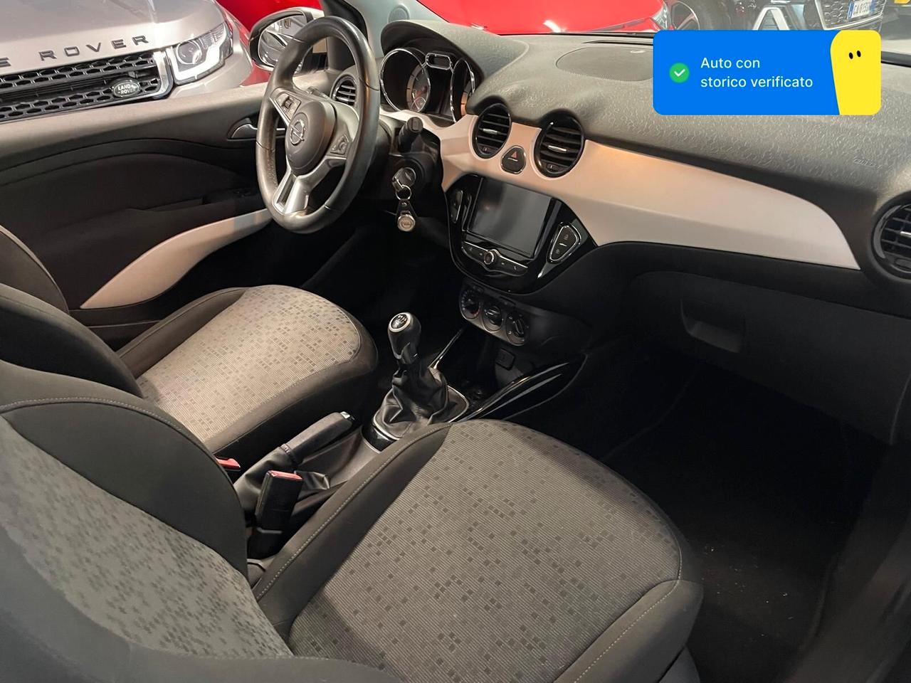 Opel Adam 1.2 70 CV Glam