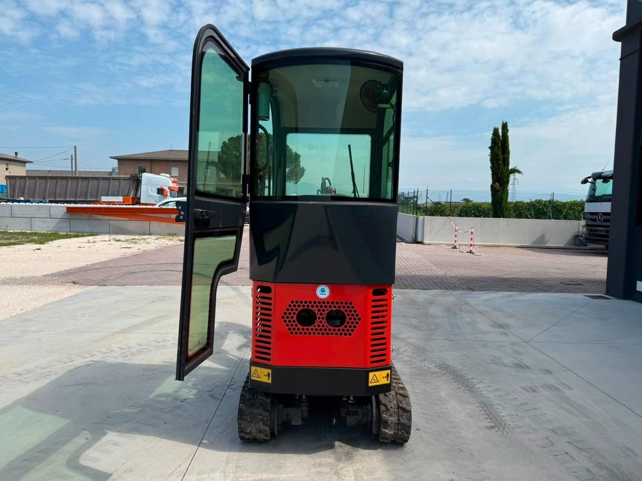 Altro IRE15 mini escavatore NUOVO