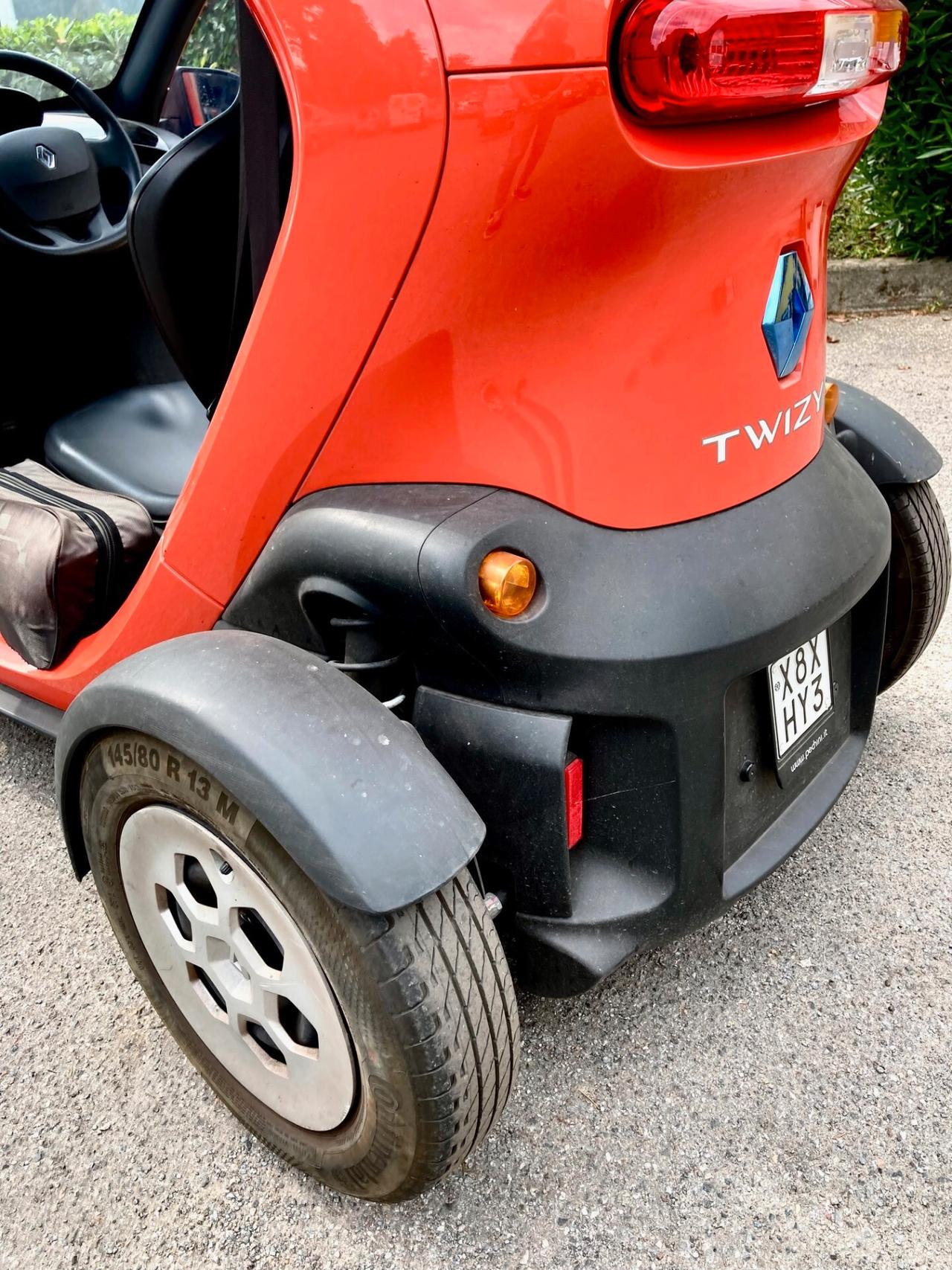 Renault Twizy 45