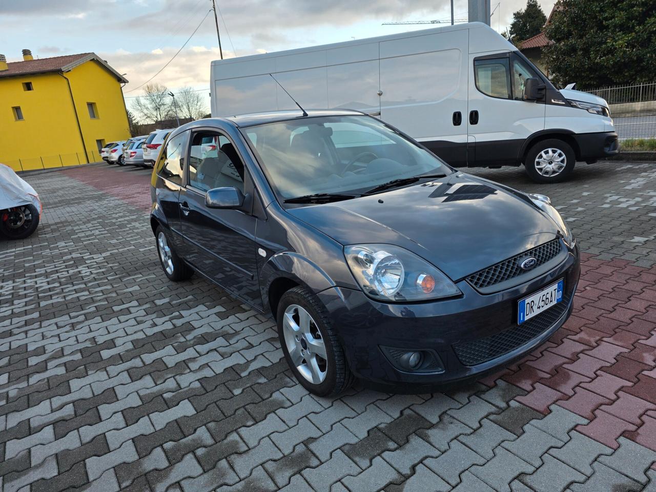 Ford Fiesta 1.4 TDCi 68CV 3 porte Titanium